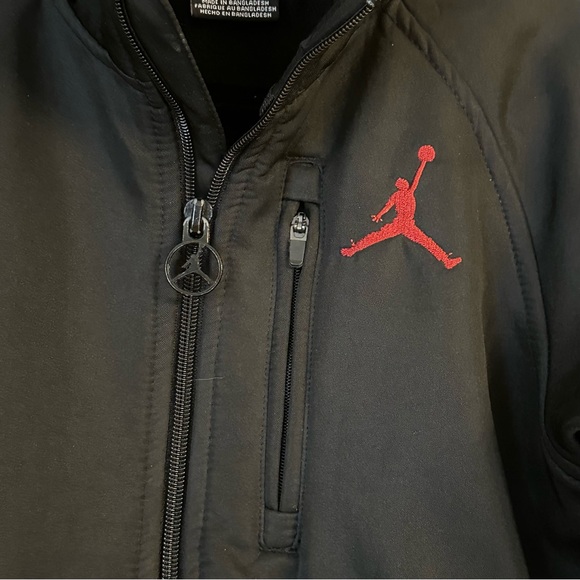 Nike Air Jordan Boys Black Soft Shell Full Zip Mid Weight Jacket Size 6 Medium - Picture 9 of 14